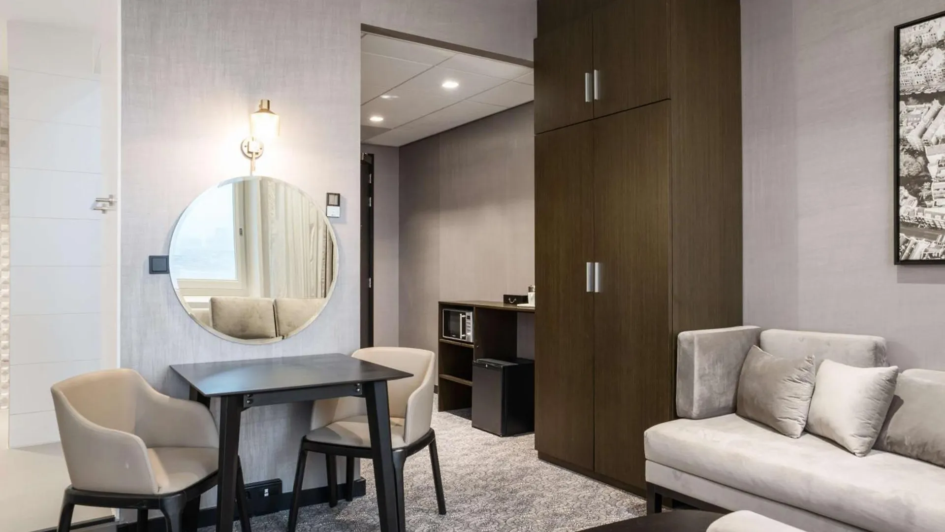 Radisson Hotel & Suites Amsterdam South Amstelveen 4*,  Países Bajos